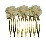 Flamenco Comb with 3 White Flowers 6.612€ #51225PNC019
